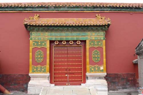 ité interdite porte fermée.jpg